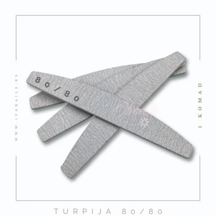 Profesionalna turpija za nokte polumesec 80/80 – gruba granulacija za oblikovanje veštačkih noktiju. Dostupna pojedinačno i u paketu (25% povoljnije).