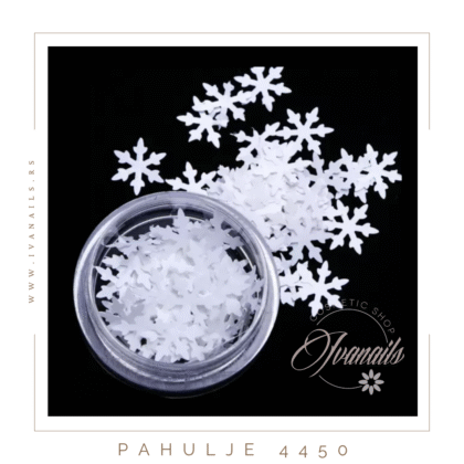 Dekorativne pahulje za nokte – jednostavne za nanošenje i savršene za zimski, novogodišnji manikir sa elegantnim ledenim sjajem.
